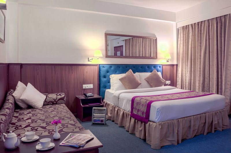 Yarlam Resort-Deluxe Room-1